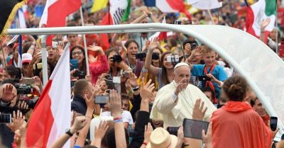 Niemal trzy czwarte Polaków pozytywnie ocenia pontyfikat papieża Franciszka